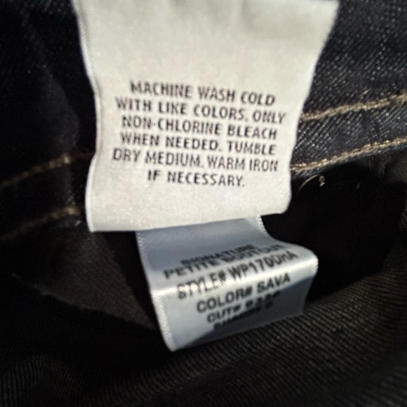 Hudson Jeans Blue Boot Cut Denim - Picture 12 of 16